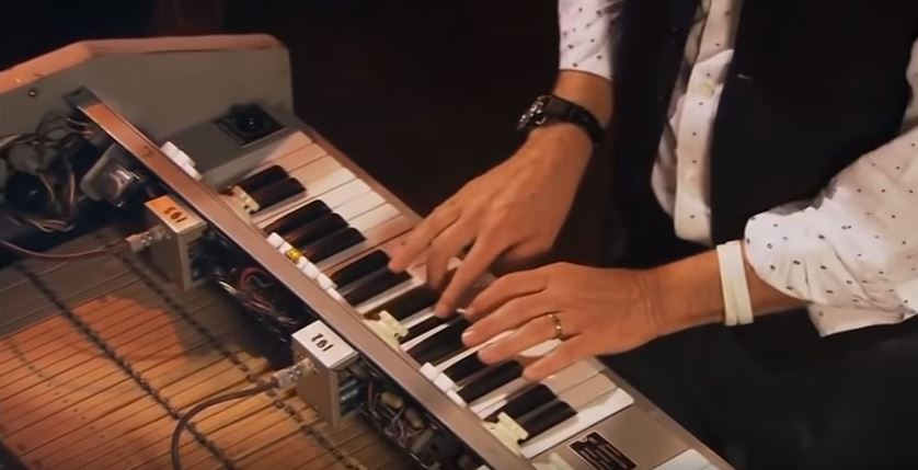 Paul McCartney demonstrates the&nbsp;Mellotron